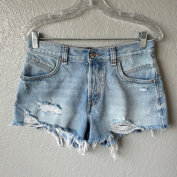 We The Free Now or Never Cut-Off Jean Shorts sz 25 - Picture 4 of 13